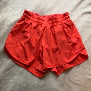 Lululemon Tracker Shorts 4” -Size 6